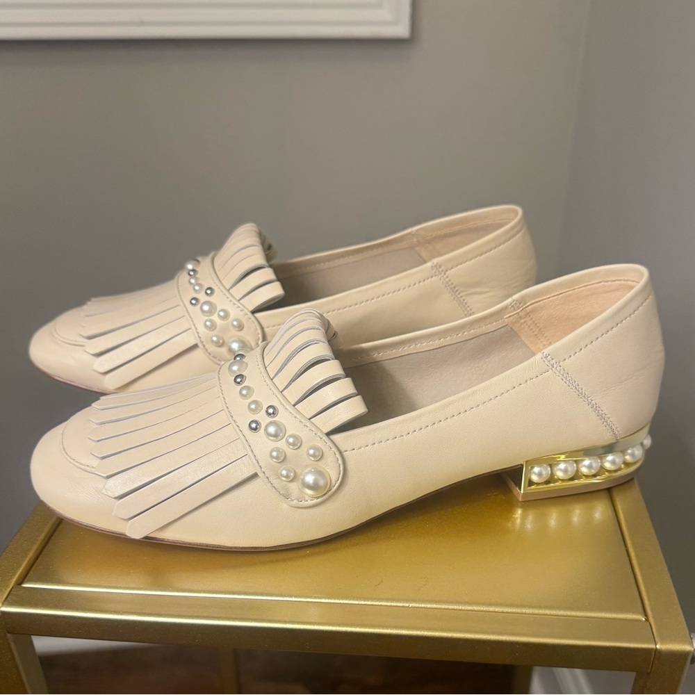 Karl Lagerfeld Paris Blake off white loafers size 7.5M. New, never worn.